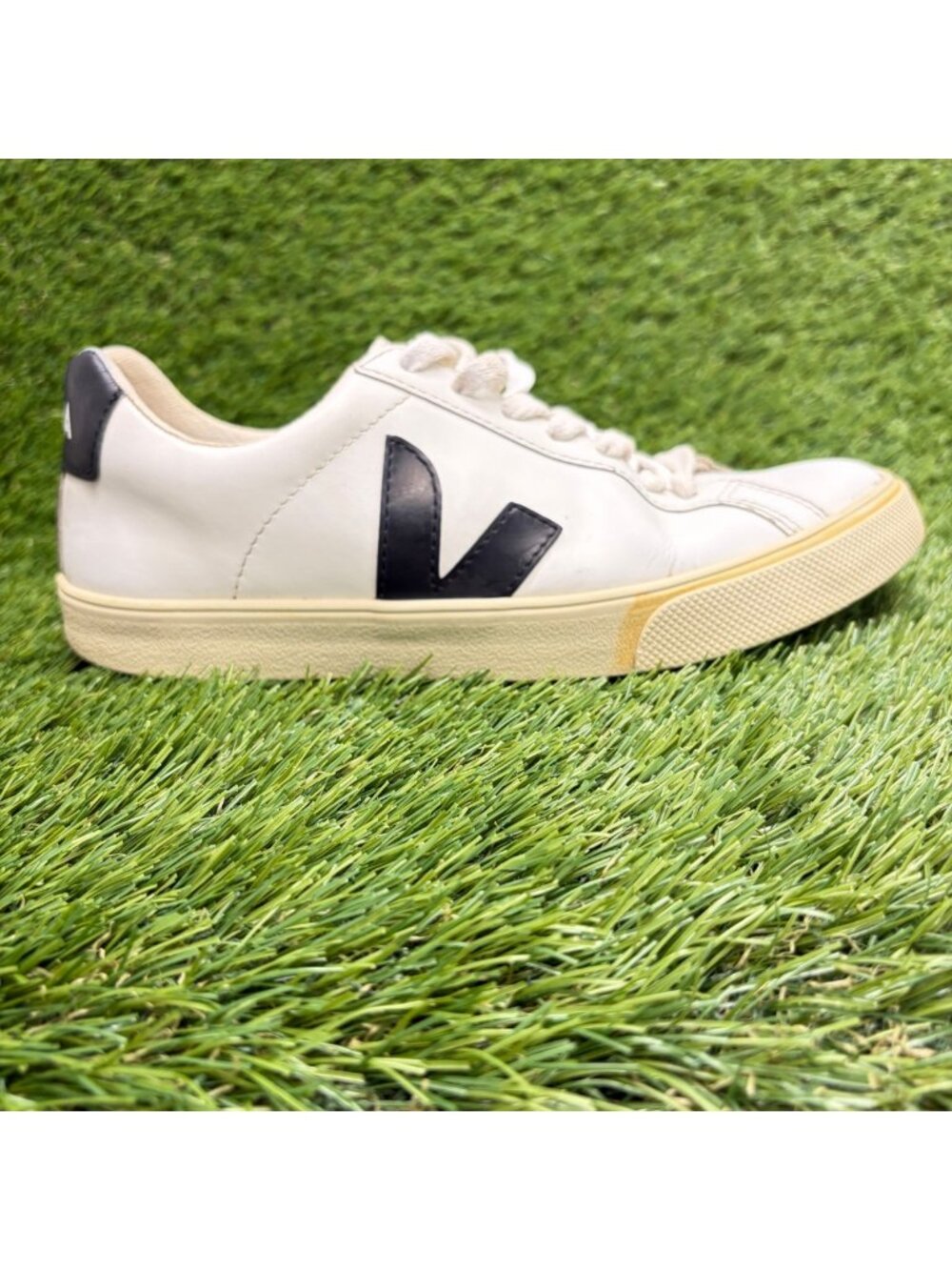 Veja Esplar Leather Womens Size 5 White Black Athletic Lifestyle Shoes Sneakers
